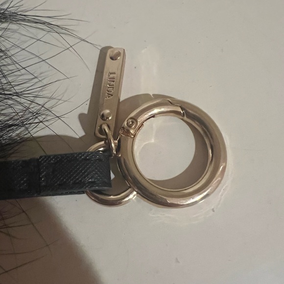Pom Pom key chain. Authentic Fox fur keychain. Linda Richard’s NY. Orig $150 - Picture 5 of 7